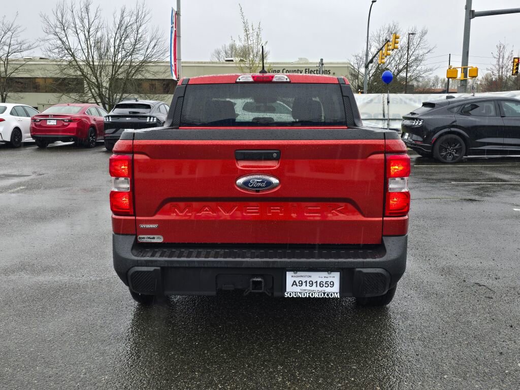 Used 2024 Ford Maverick XL image 4