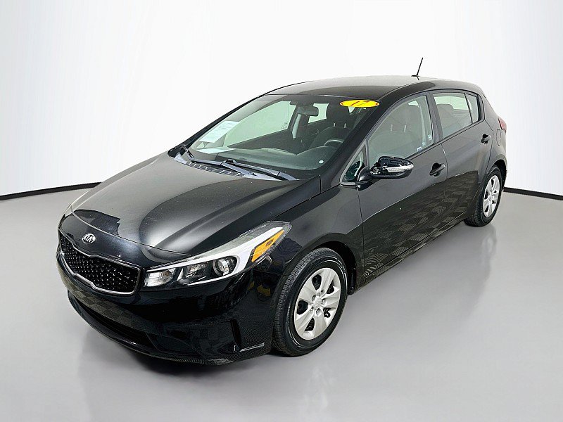 Used 2017 Kia Forte LX FWD image 3
