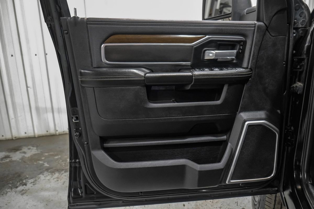 Used 2023 RAM 3500 Laramie AWD/4WD image 42