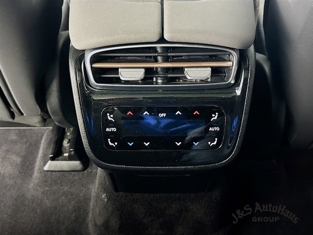 Used 2023 Mercedes-Benz EQS 580 4MATIC SUV image 31