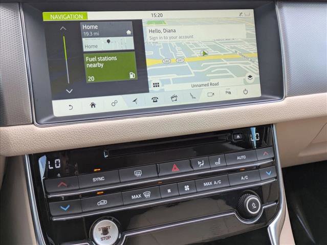 Used 2019 Jaguar XF Prestige image 12