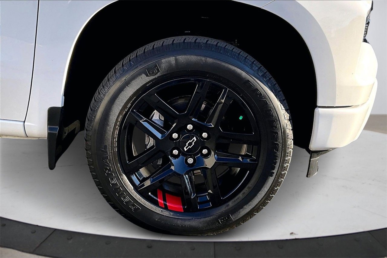 Used 2022 Chevrolet Silverado 1500 RST w/ Redline Edition image 35