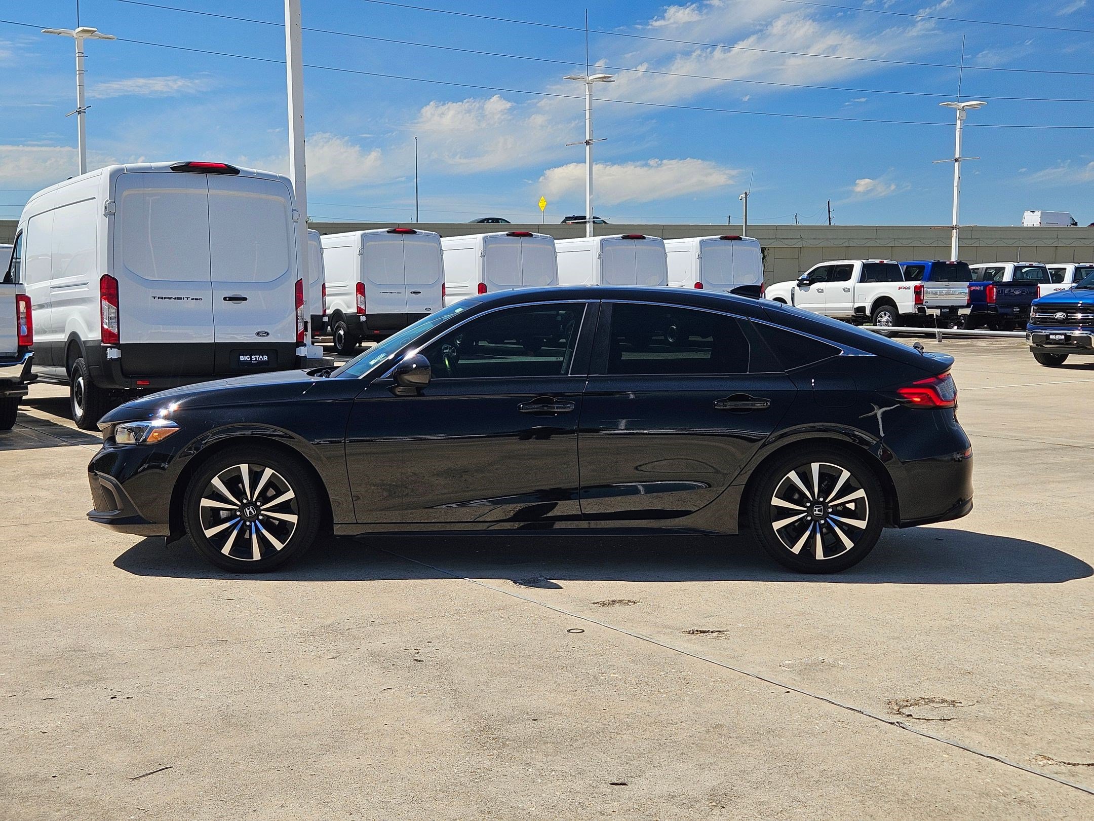 Used 2024 Honda Civic EX-L image 7