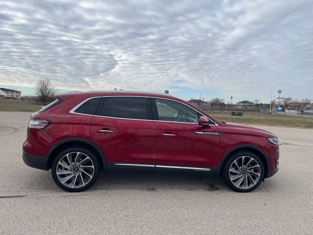 Used 2019 Lincoln Nautilus Reserve image 2