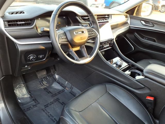 Used 2022 Jeep Grand Cherokee Limited AWD/4WD image 3