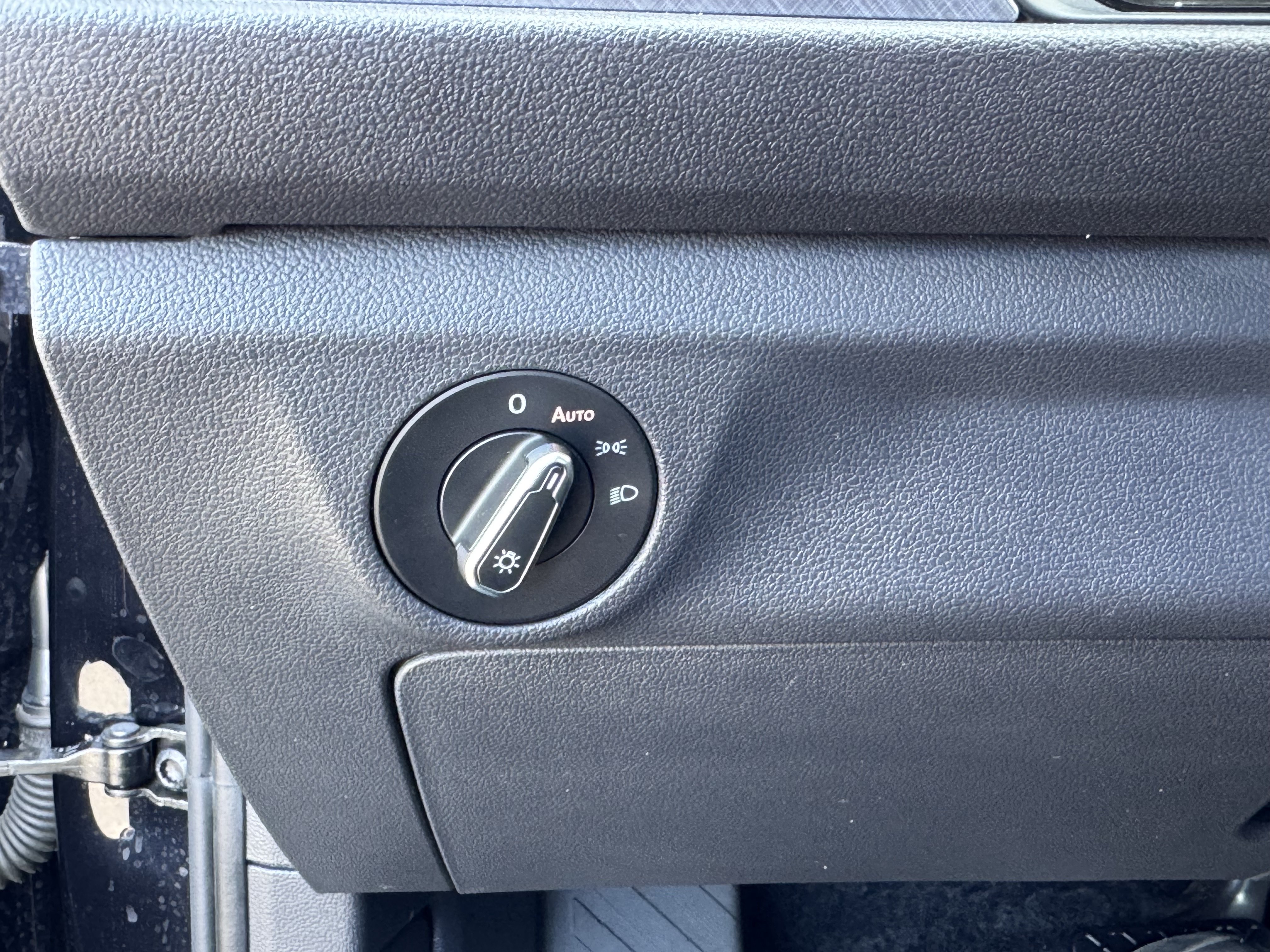Certified 2024 Volkswagen Jetta SE FWD image 26
