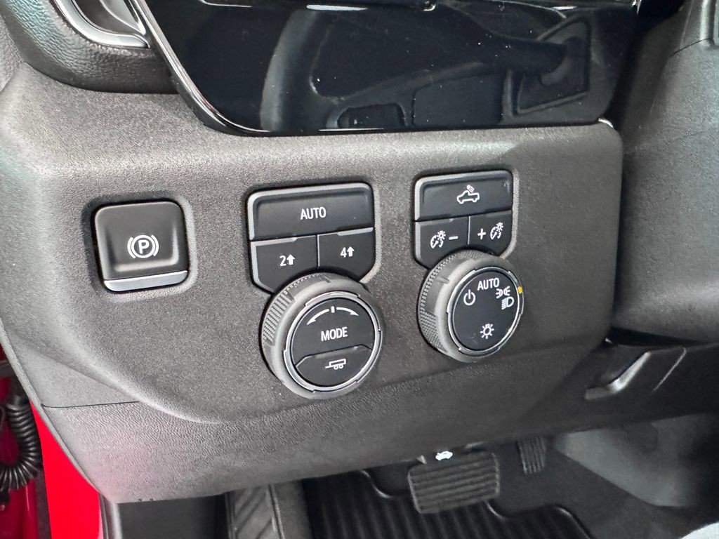 Certified 2025 Chevrolet Silverado 1500 LT image 22