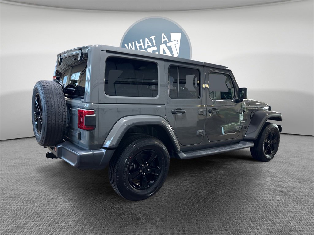 Used 2020 Jeep Wrangler Unlimited Sahara image 3