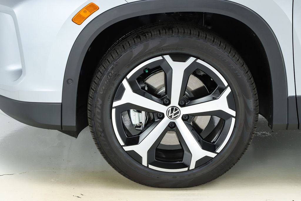 New 2026 Volkswagen Tiguan SE image 5