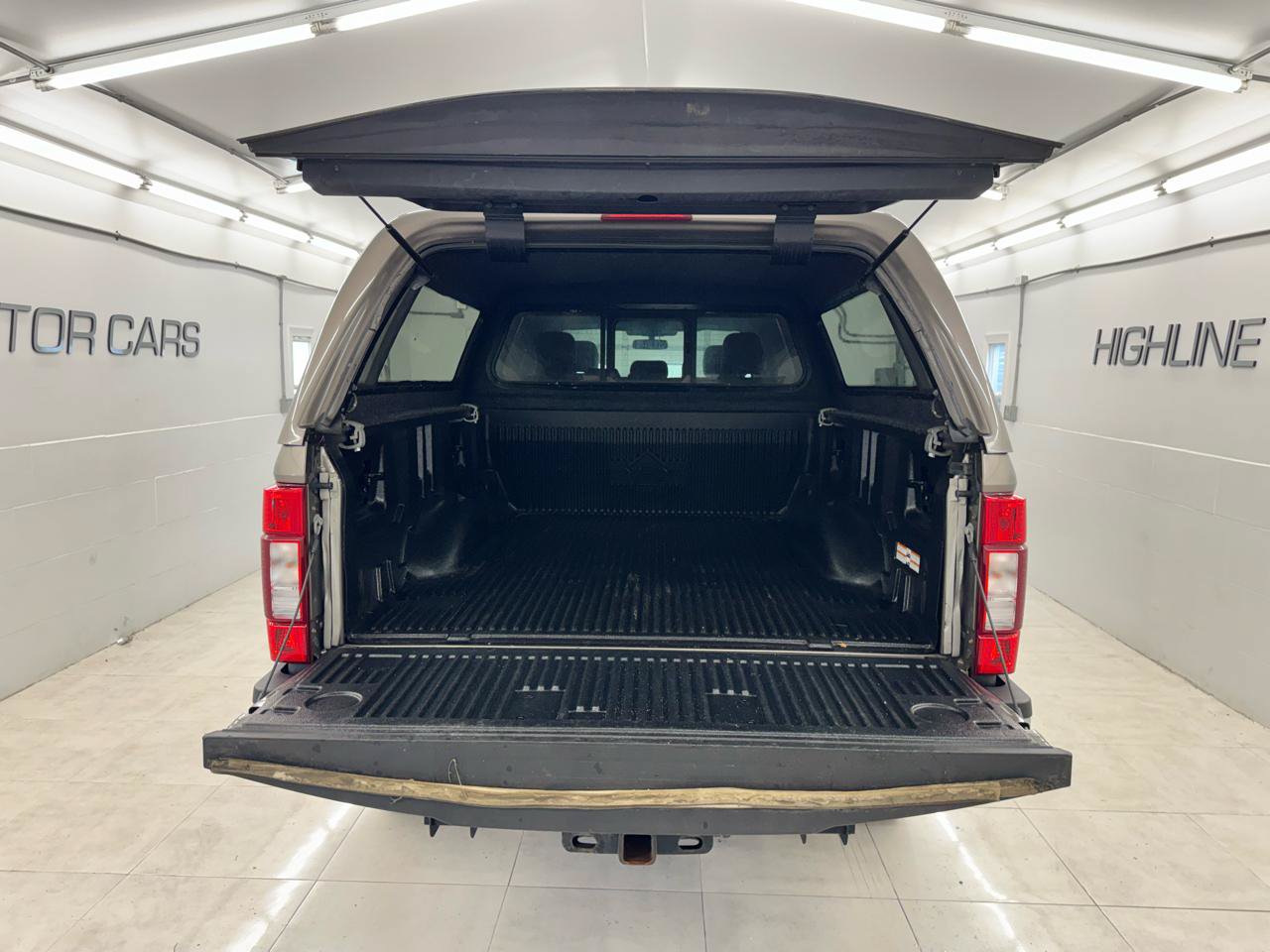Used 2020 Ford F250 Lariat w/ Lariat Value Package AWD/4WD image 6