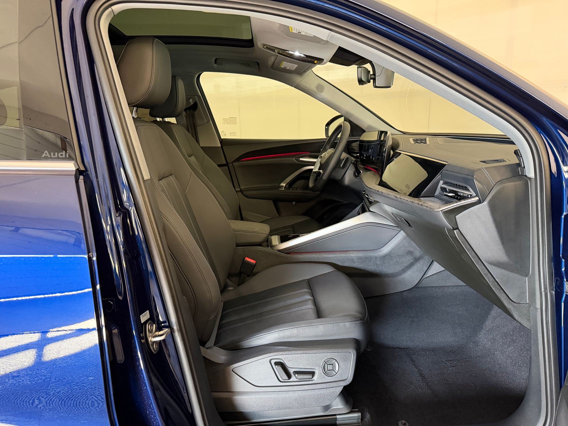 New 2026 Audi Q5 Premium AWD/4WD image 25
