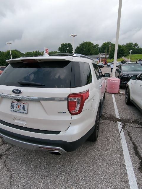 Used 2016 Ford Explorer Platinum AWD/4WD image 9