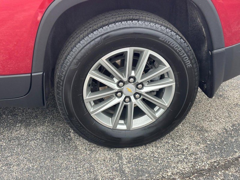 Certified 2023 Chevrolet Traverse LT image 9