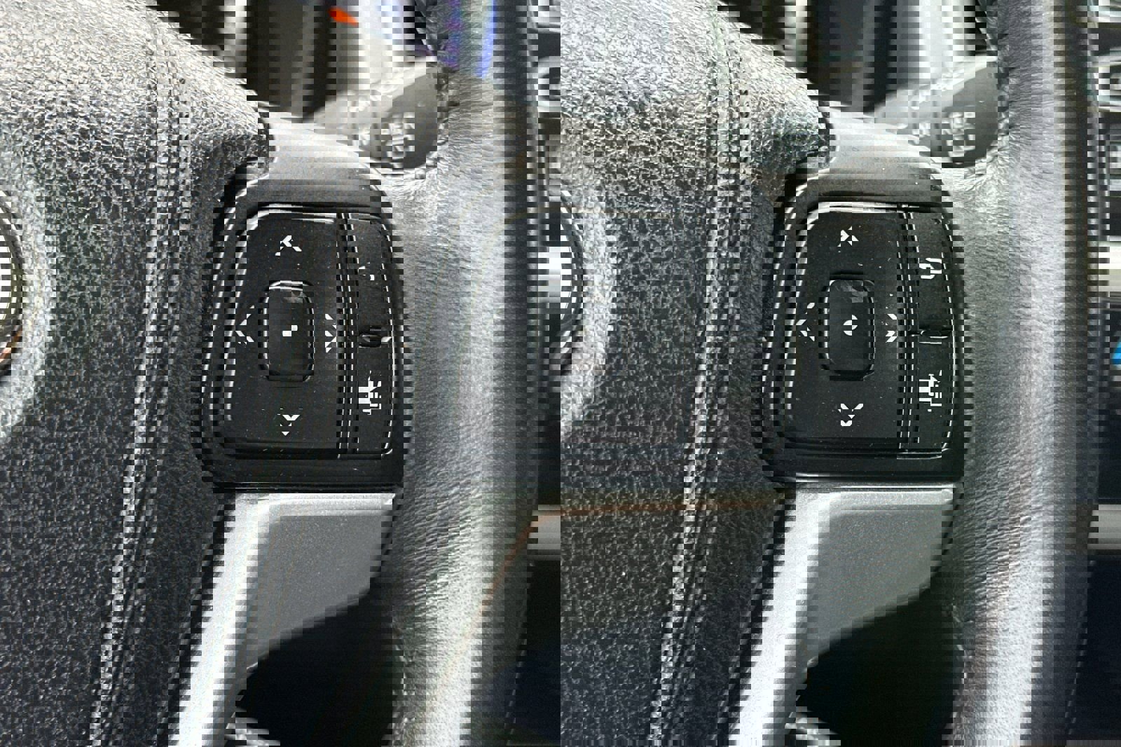 Used 2014 Toyota Highlander Limited image 31