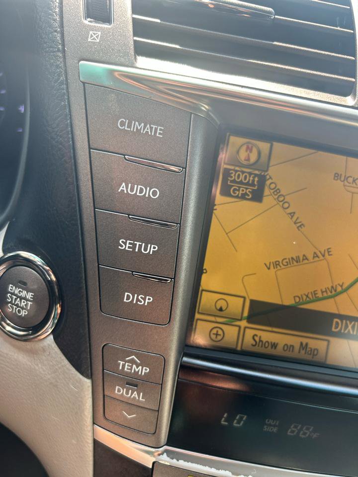 Used 2011 Lexus LS 460 w/ Comfort Pkg image 23