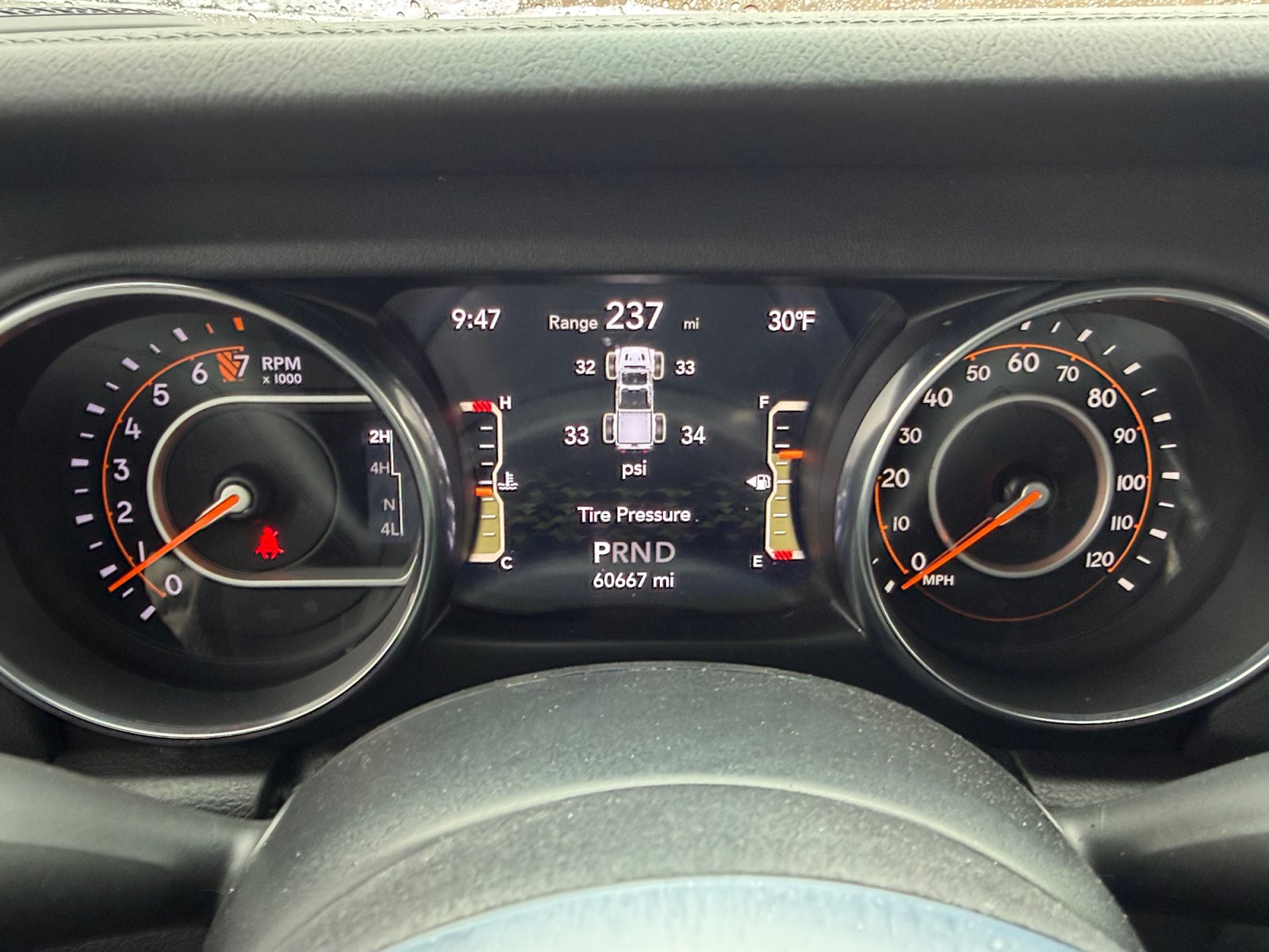 Used 2020 Jeep Gladiator Overland AWD/4WD image 15