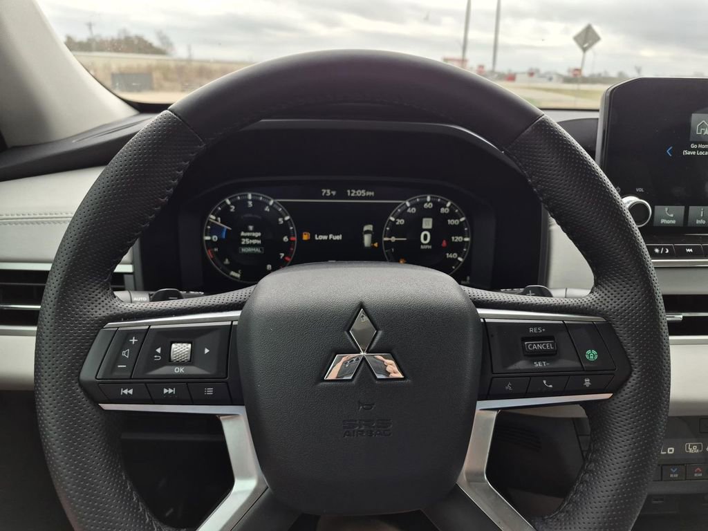 Used 2024 Mitsubishi Outlander SEL image 21