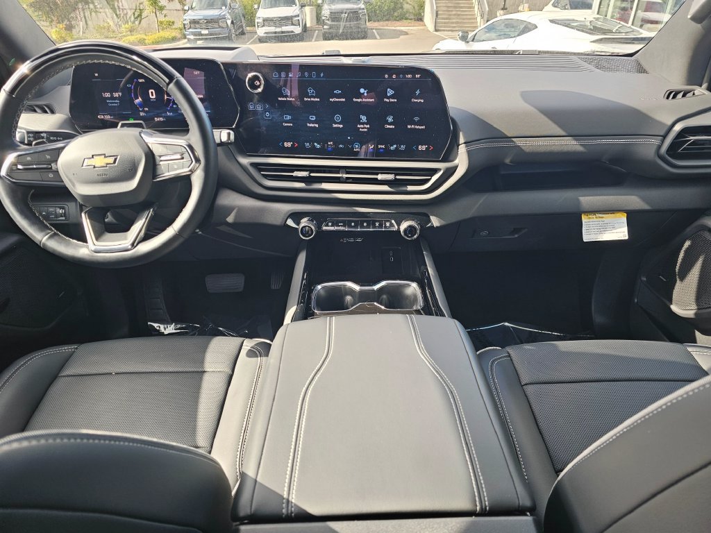 Used 2026 Chevrolet Silverado EV LT AWD/4WD image 22