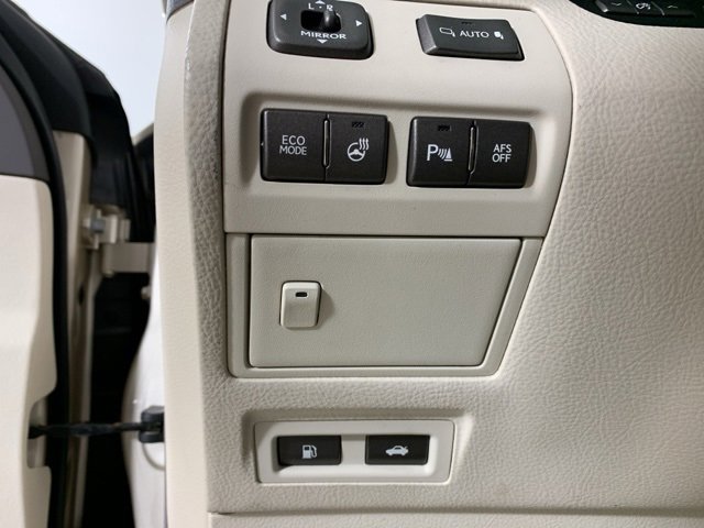 Used 2012 Lexus LS 460 AWD image 19