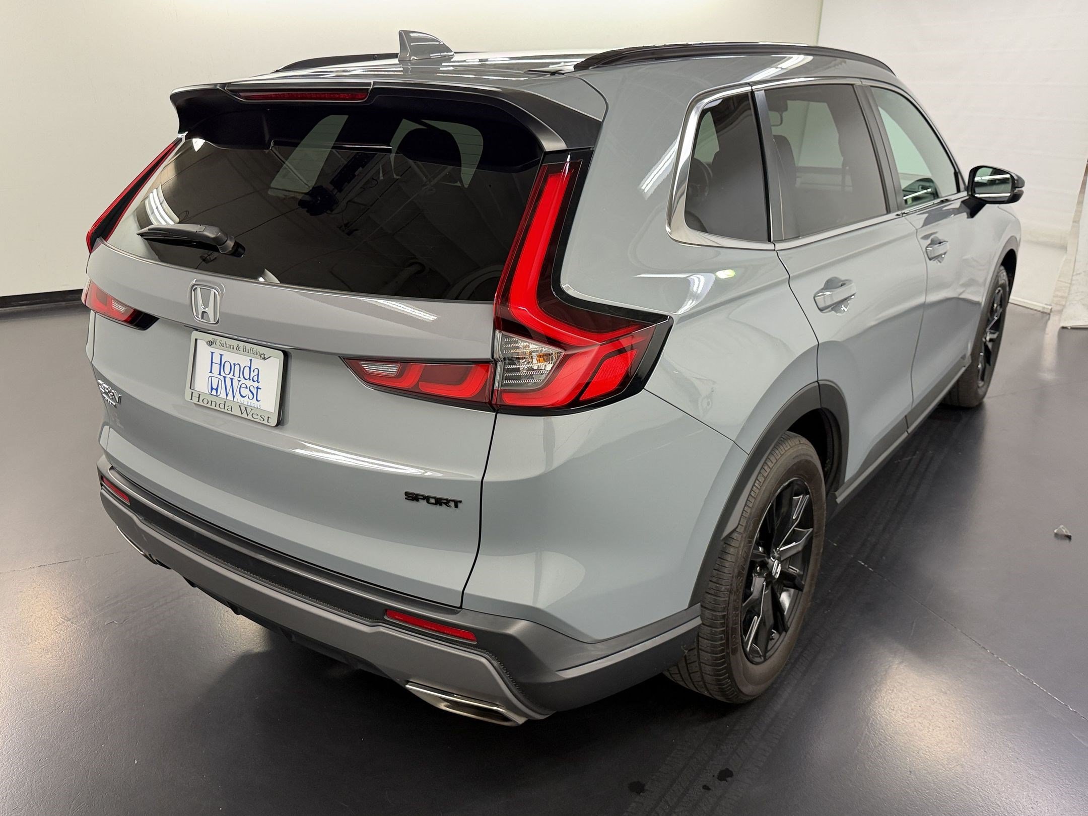 Used 2023 Honda CR-V Sport image 9