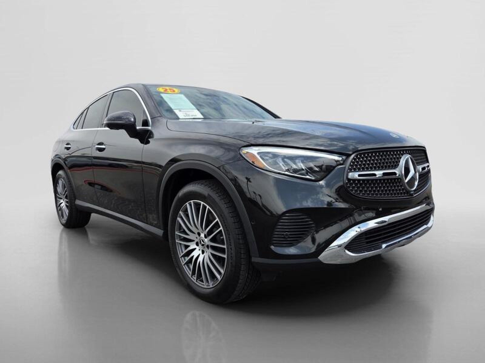 Certified 2025 Mercedes-Benz GLC 300 4MATIC image 7