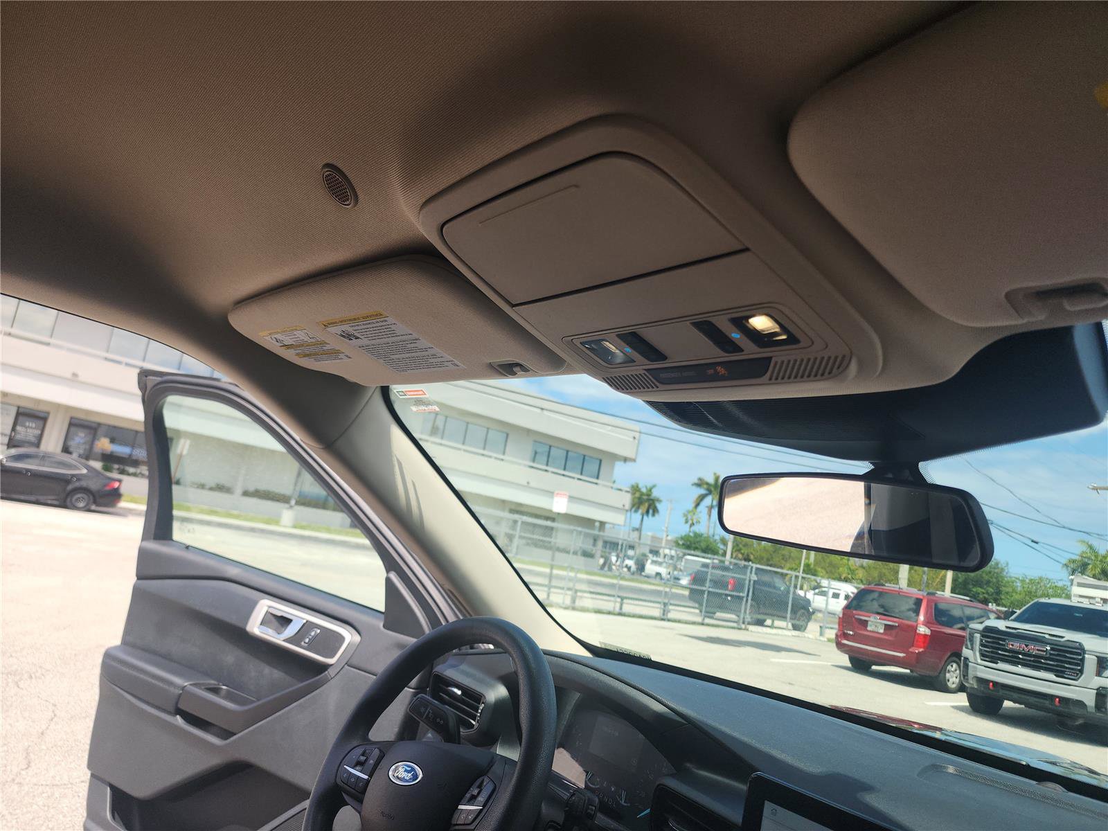 Certified 2021 Ford Explorer 2WD image 31
