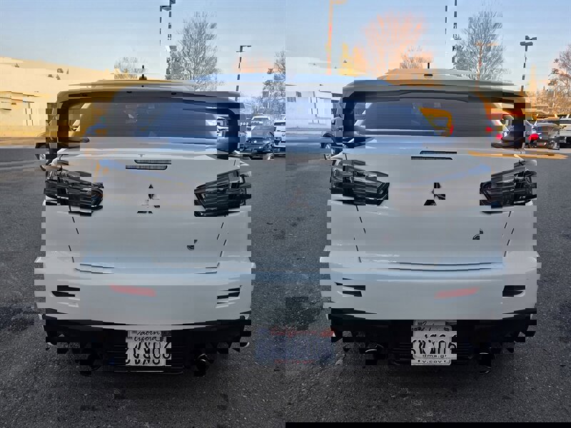 Used 2011 Mitsubishi Lancer Evolution GSR image 9