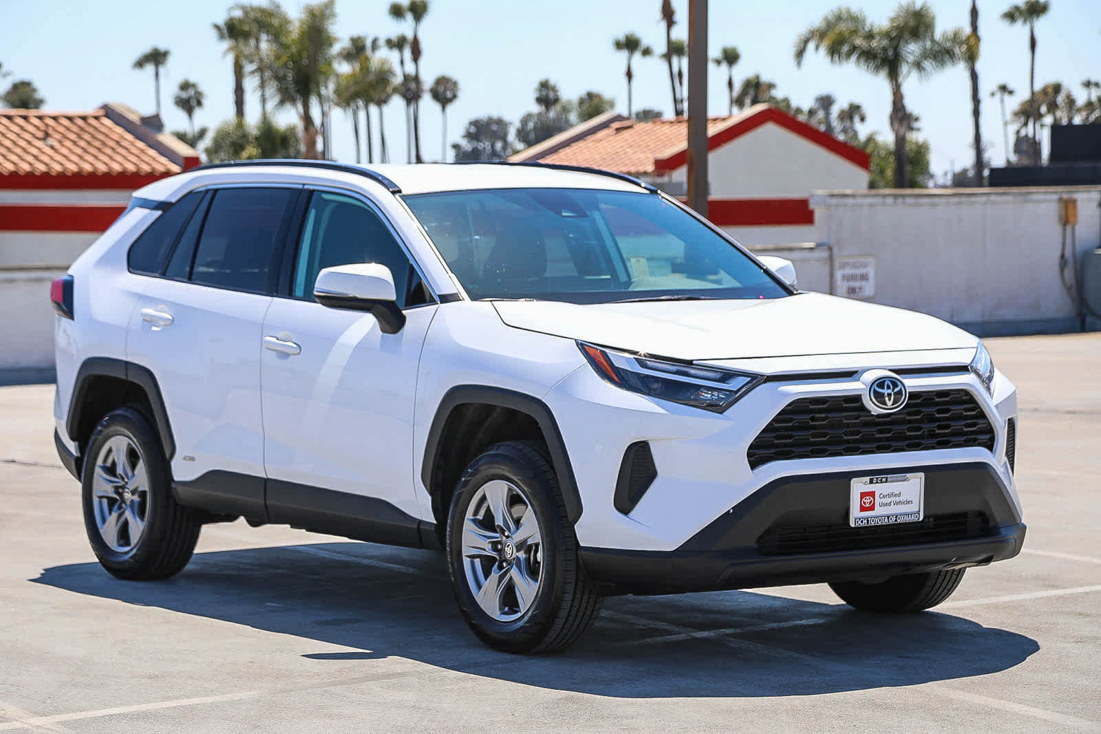 Certified 2025 Toyota RAV4 XLE AWD/4WD image 4