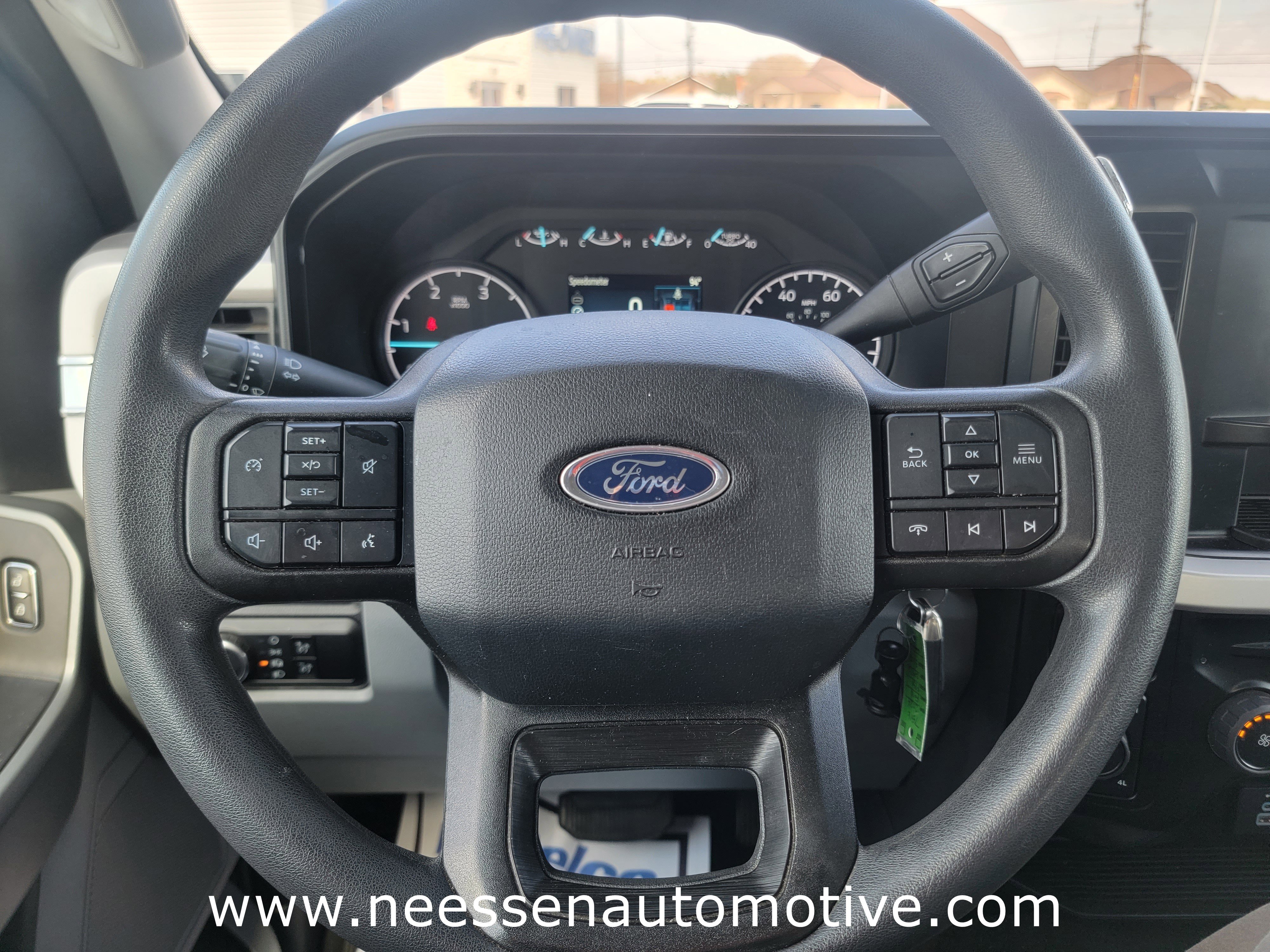 Used 2024 Ford F250 XLT AWD/4WD image 19