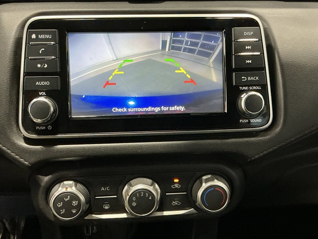 Used 2022 Nissan Versa S image 4