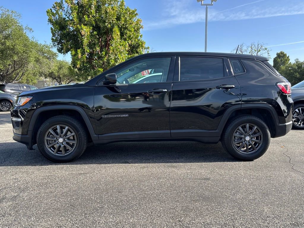 Used 2018 Jeep Compass Sport image 7