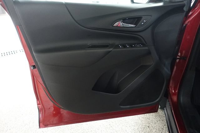 Used 2023 Chevrolet Equinox LT FWD image 9