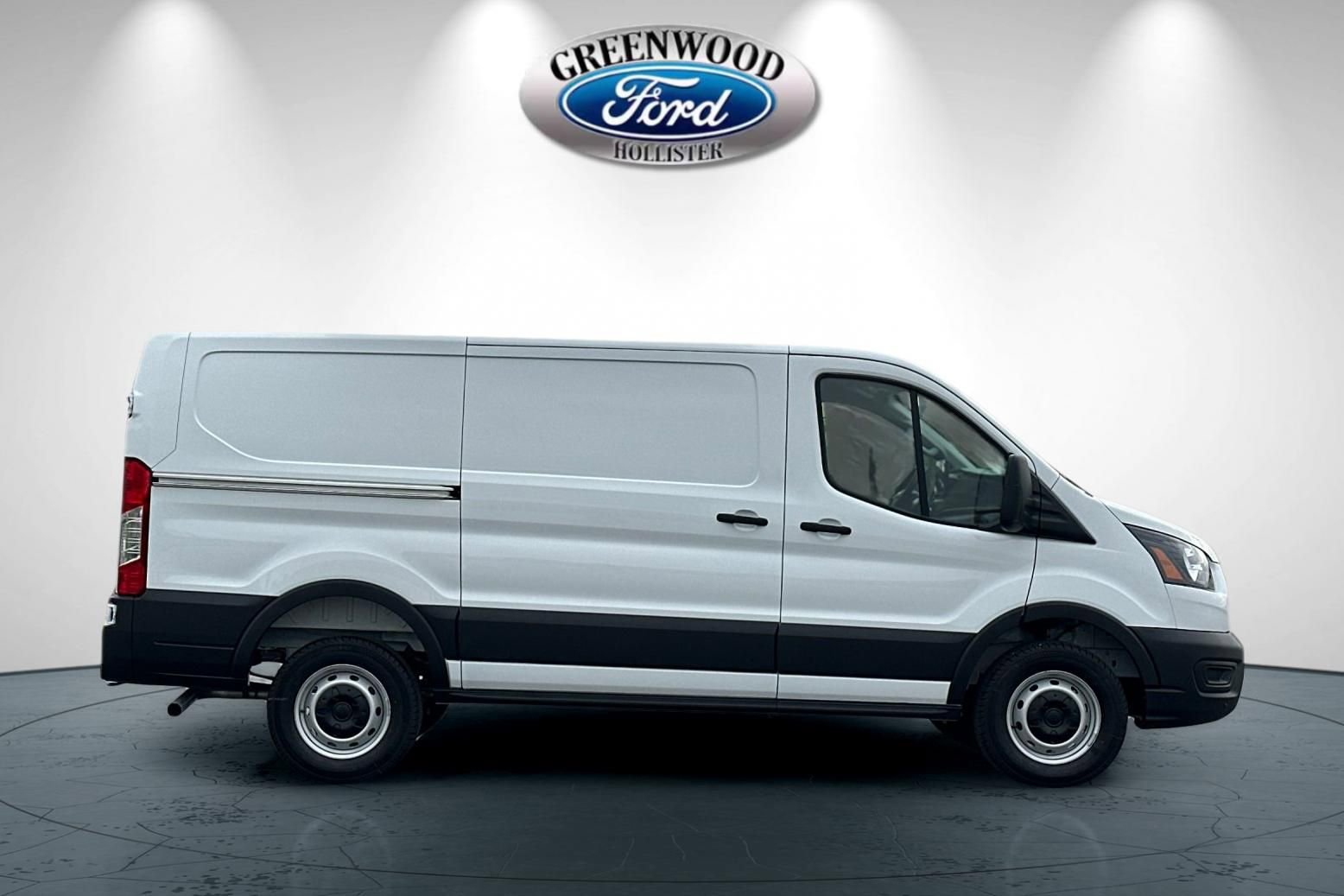 New 2026 Ford Transit 250 Low Roof RWD image 3