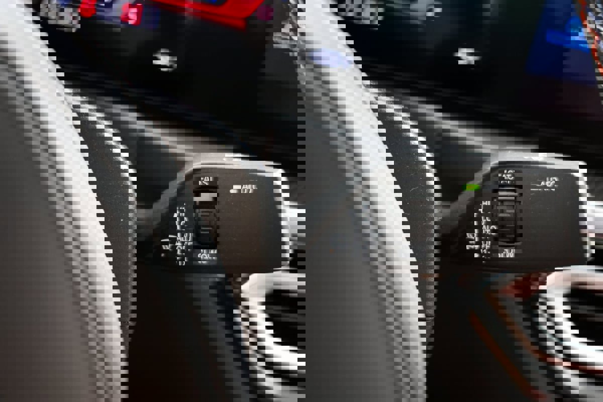 Used 2024 BMW M3 Competition w/ Executive Package image 27