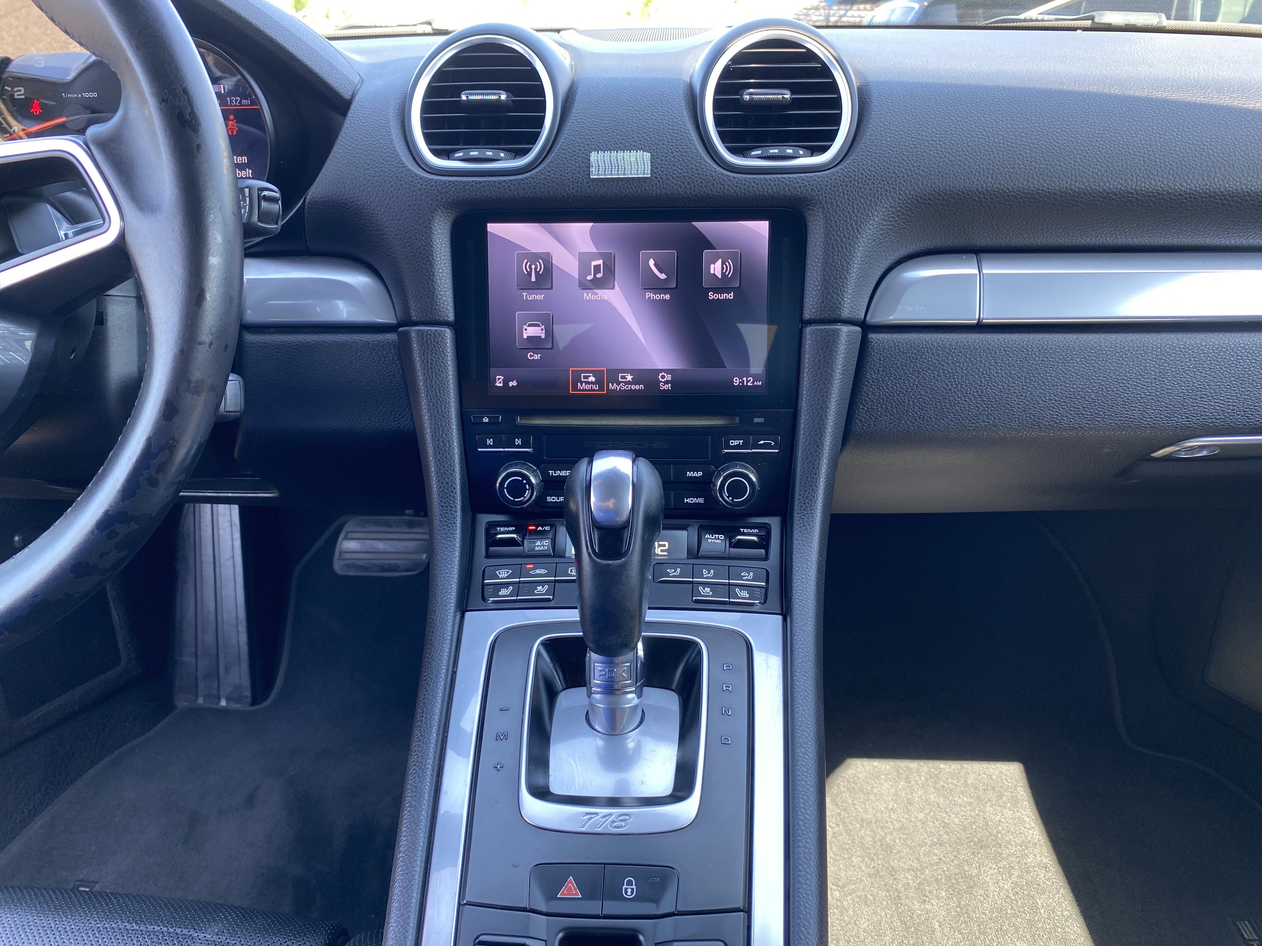Used 2017 Porsche 718 Boxster RWD image 12