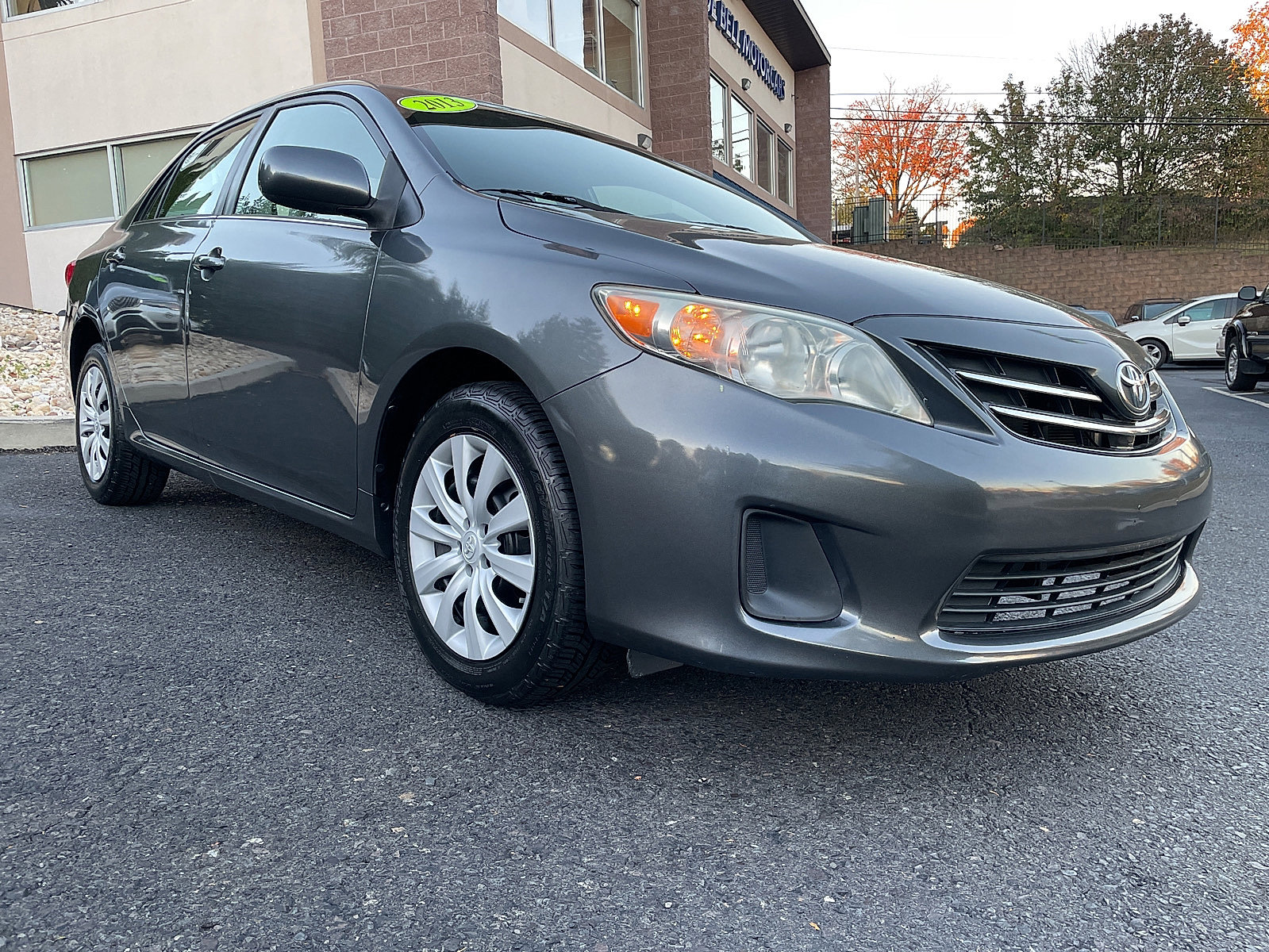 Used 2013 Toyota Corolla LE image 13