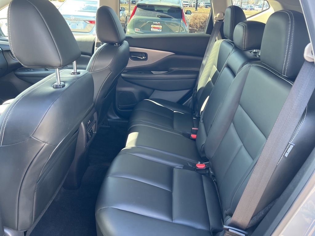 Certified 2023 Nissan Murano SV w/ SV Midnight Edition Package image 8