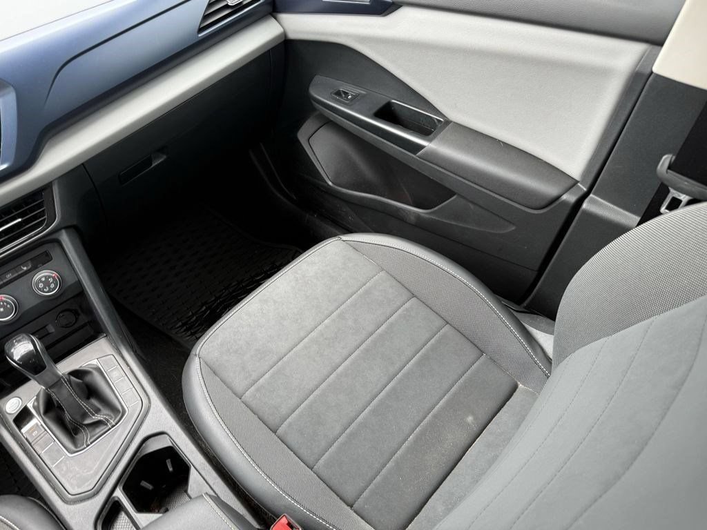 Certified 2022 Volkswagen Taos SE FWD image 26