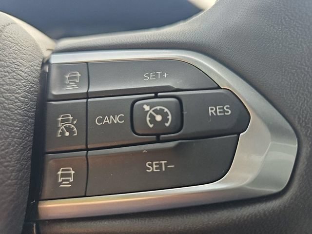 Used 2024 Jeep Compass Limited AWD/4WD image 39