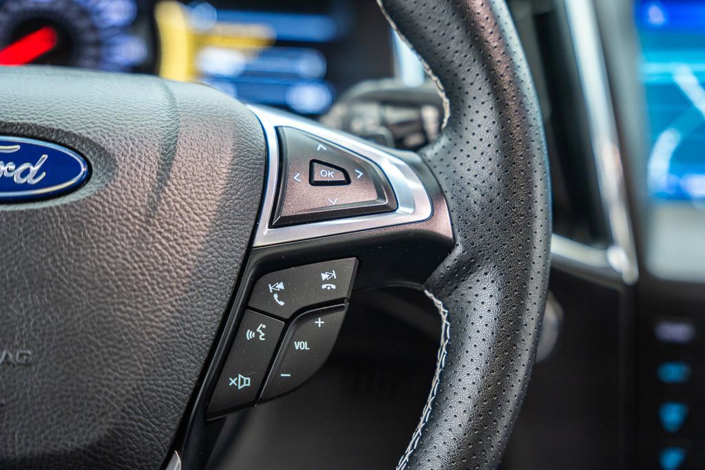 Used 2019 Ford Edge ST w/ Equipment Group 401A AWD/4WD image 31