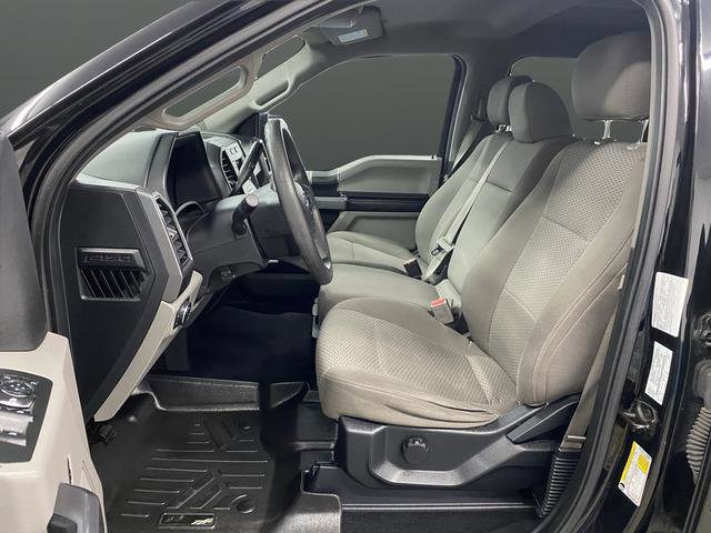 Used 2017 Ford F150 XLT w/ Trailer Tow Package image 4