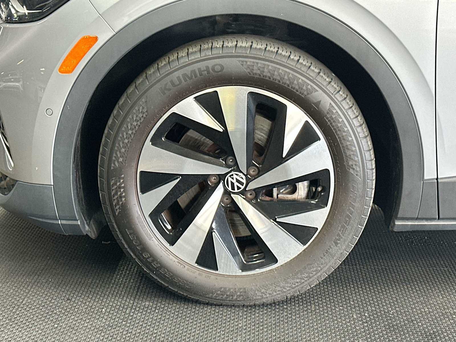 Used 2023 Volkswagen ID.4 Pro RWD image 11