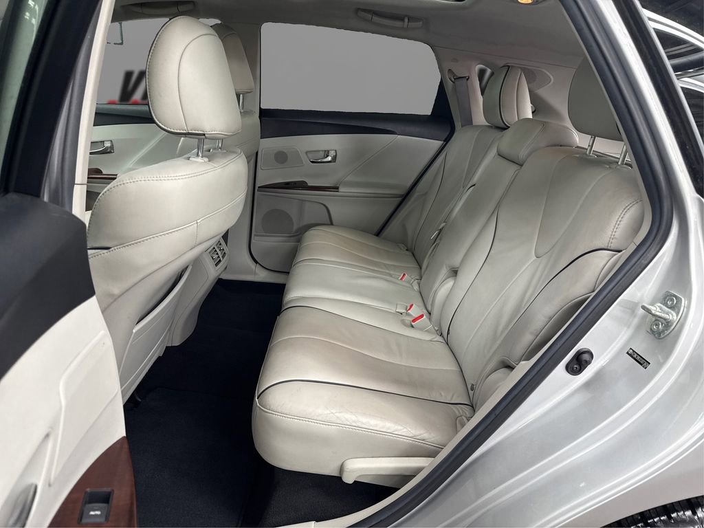 Used 2012 Toyota Venza Limited AWD/4WD image 10