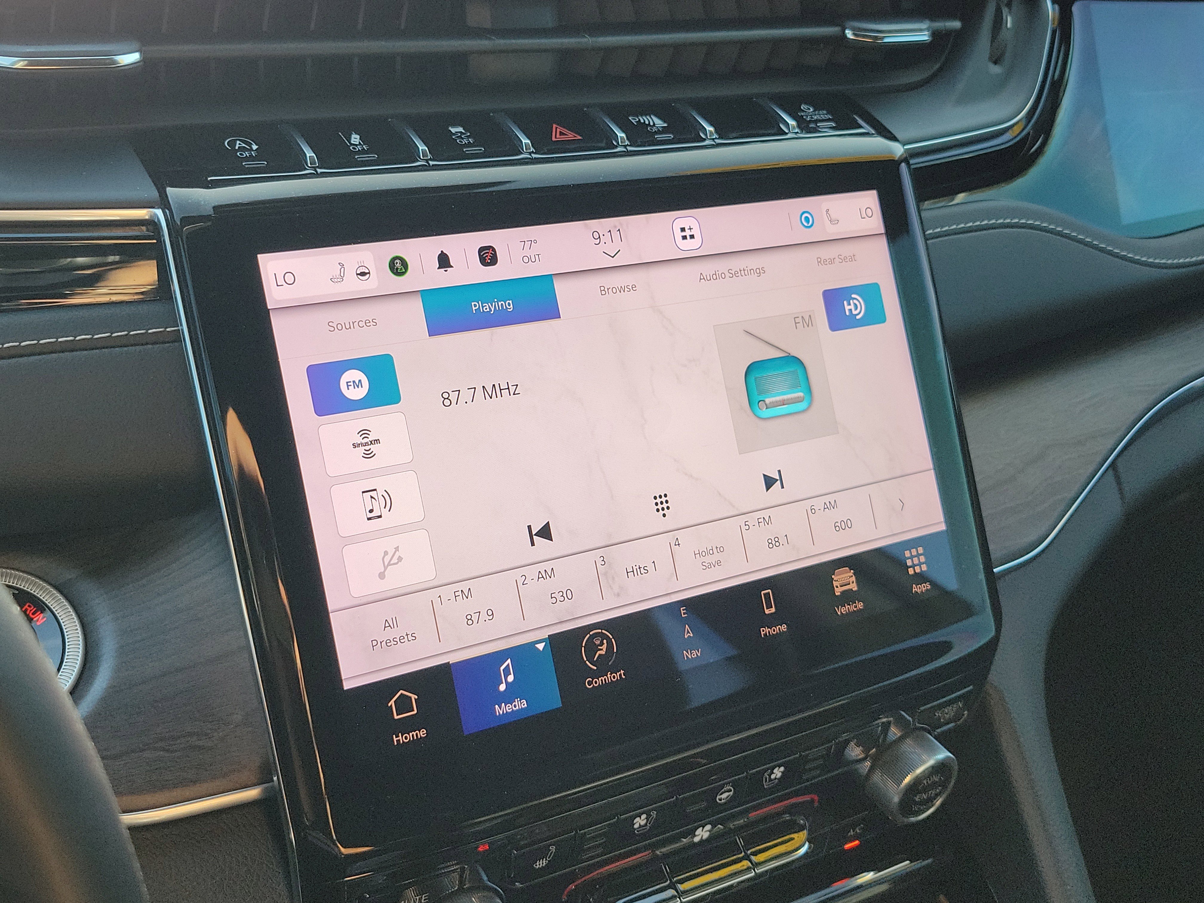 Used 2023 Jeep Grand Cherokee Overland w/ Adv Protech Group III image 37