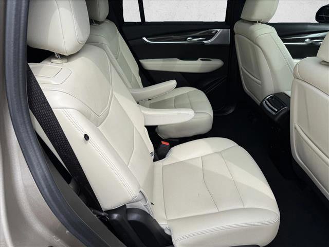 Used 2023 Cadillac XT6 Sport AWD/4WD image 19