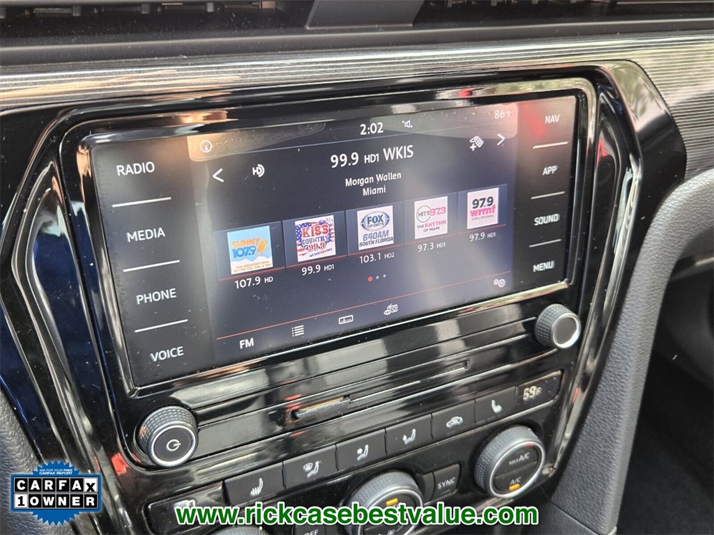 Used 2022 Volkswagen Passat 2.0T R-Line image 23