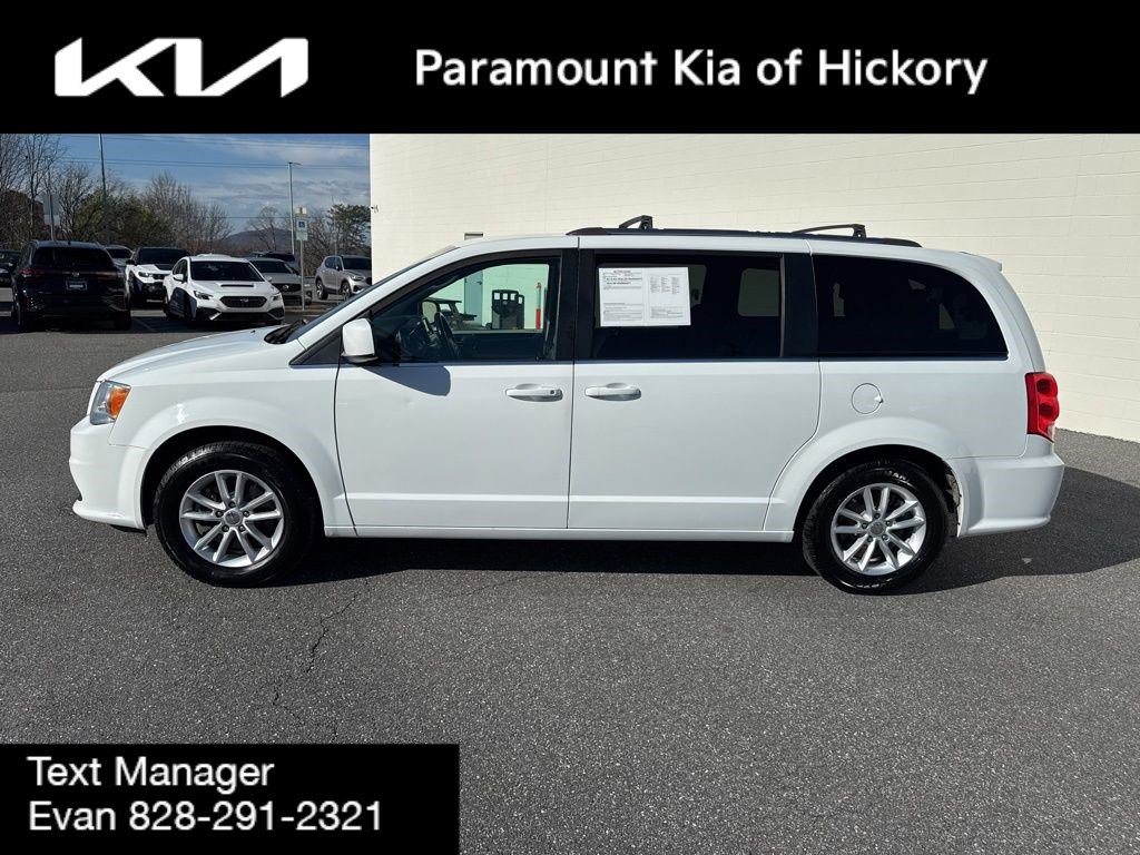 Used 2019 Dodge Grand Caravan SXT image 4