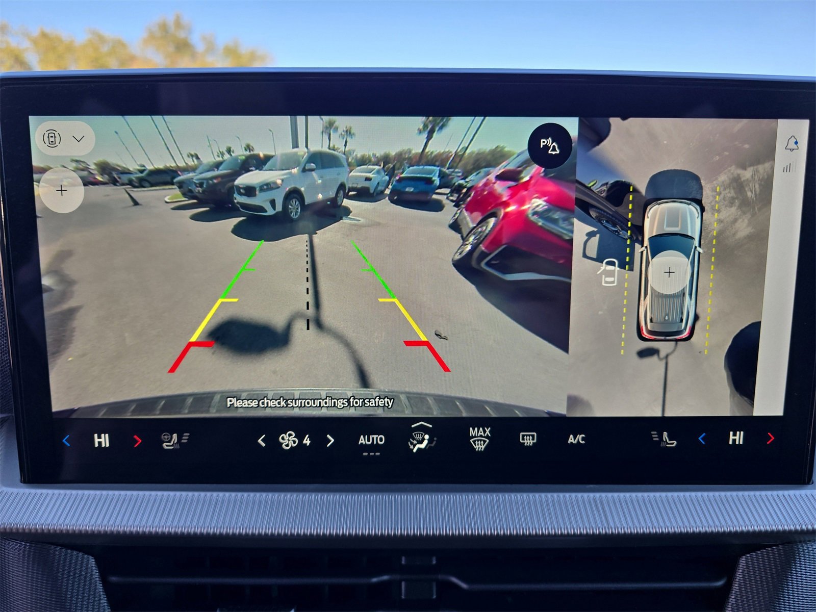 Certified 2025 Ford Explorer ST-Line w/ ST-Line Street Pack image 18