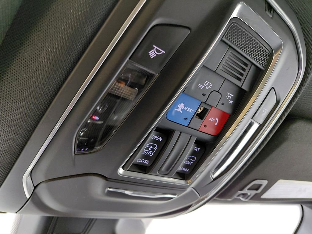 Certified 2025 Jeep Grand Cherokee Laredo X image 35