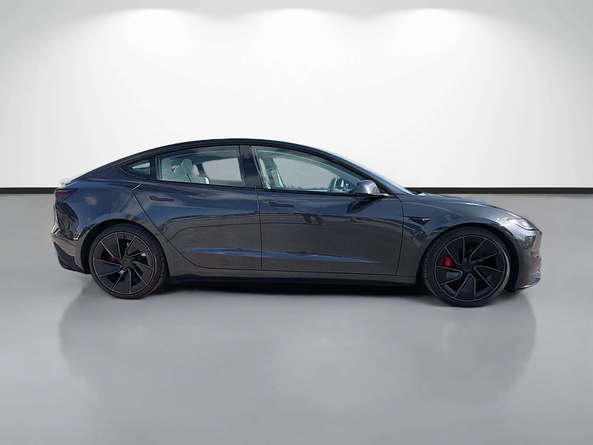 Used 2025 Tesla Model 3 Performance AWD/4WD image 2